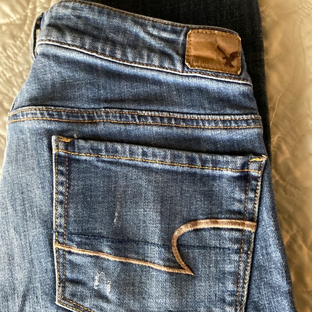 AE jeans size 10 short
